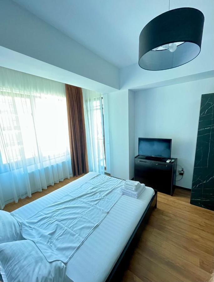 Summerland Apartment 45 Mamaia Esterno foto