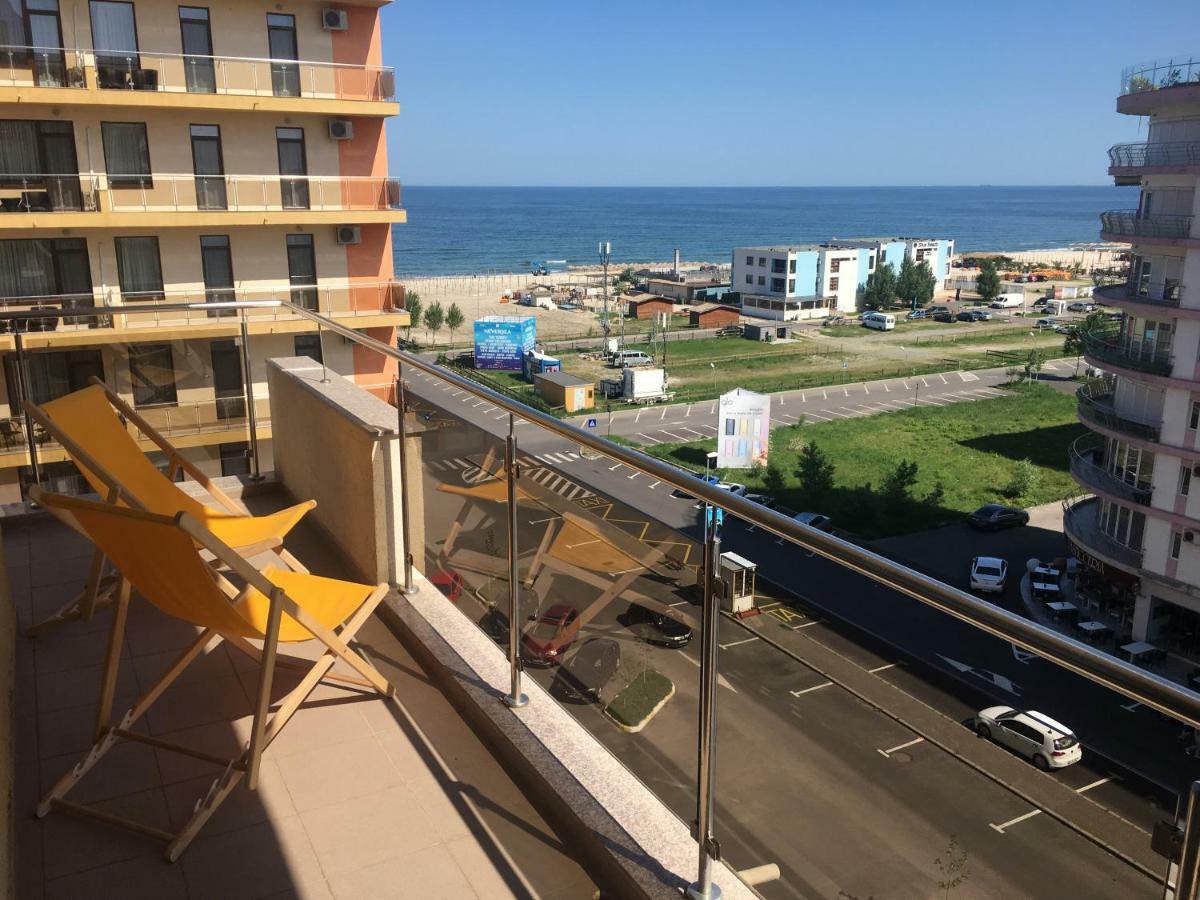 Summerland Apartment 45 Mamaia Esterno foto